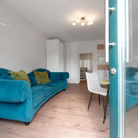 Gemuetliche In Reimsbach 公寓 *