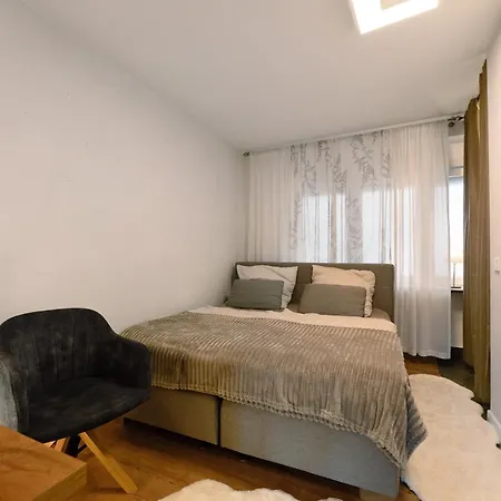 Appartement Gemuetliche In Reimsbach