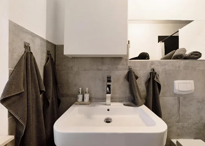 Gemuetliche In Reimsbach 公寓